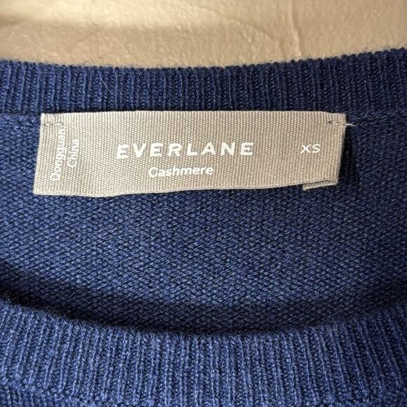 Everlane blue 100% cashmere crewneck sweater size xs. - Picture 4 of 7